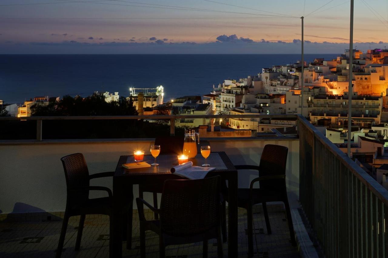 Rooftop Oldtown Residence อัลบูเฟรา ภายนอก รูปภาพ